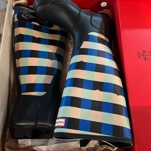Hunter tall boots size 7